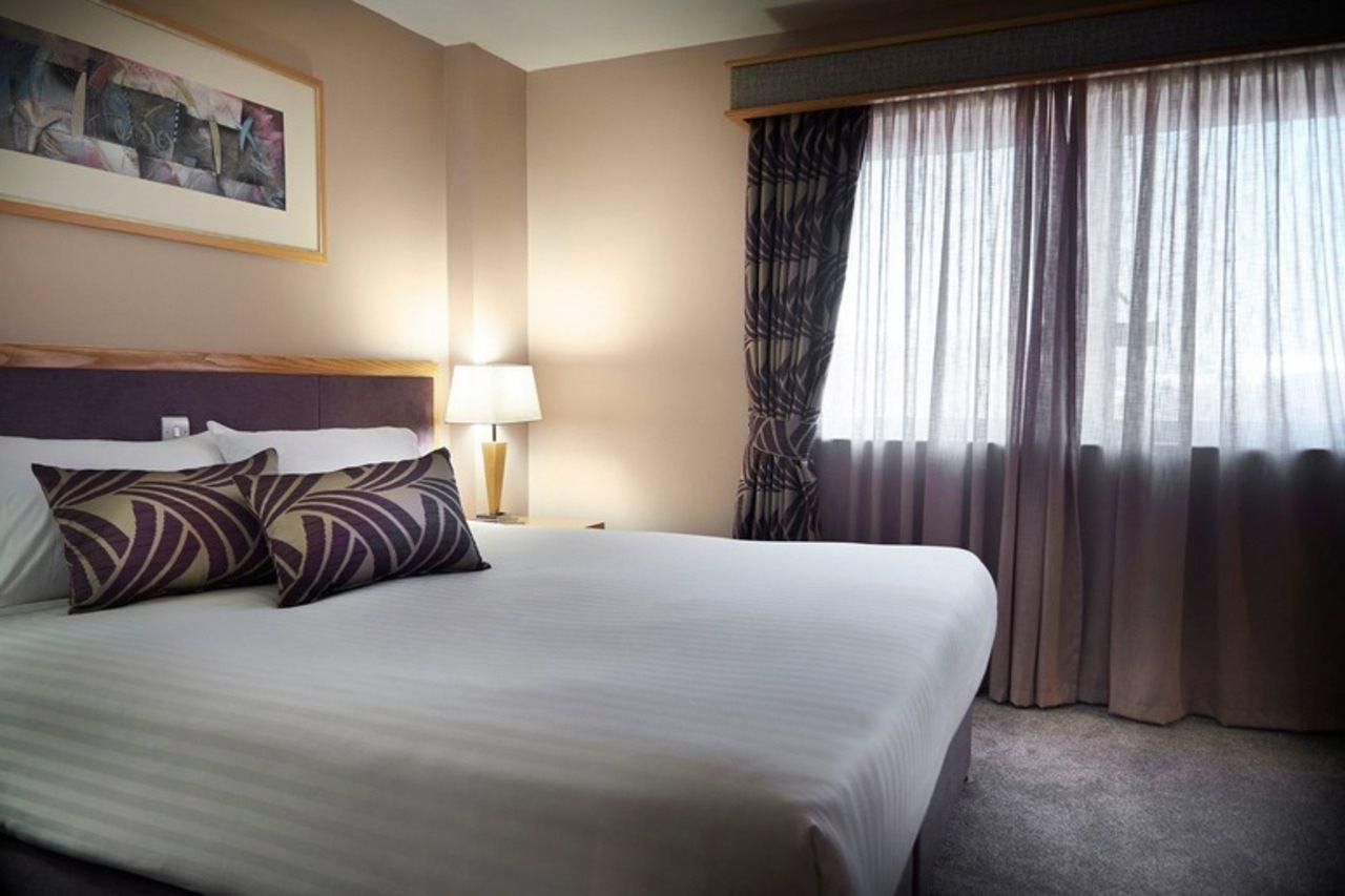 The Suites Hotel & Spa Knowsley - Liverpool By Compass Hospitality Eksteriør billede